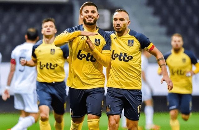 常伴随火药 常伴随火药