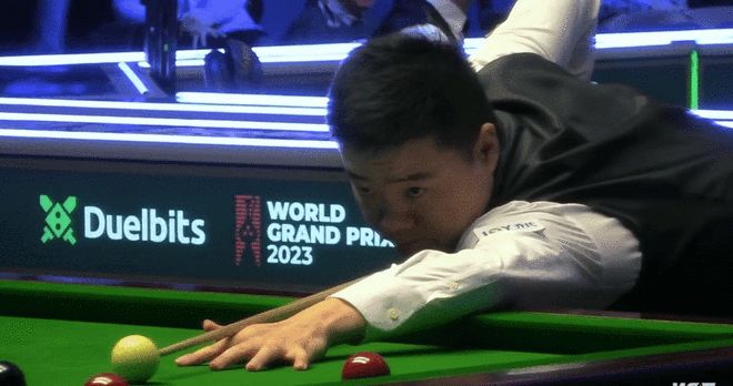 足球运动员 足球运动员