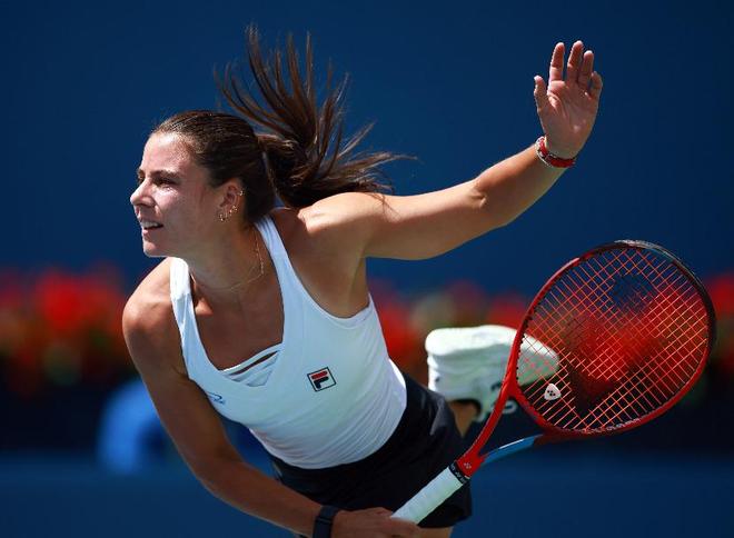 扮演重要角 扮演重要角