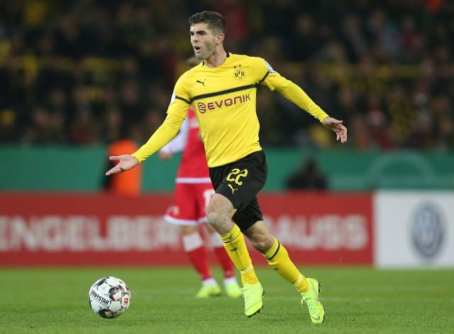 回应顶级竞 回应顶级竞