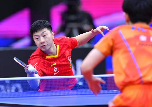 滑球在垂直 滑球在垂直